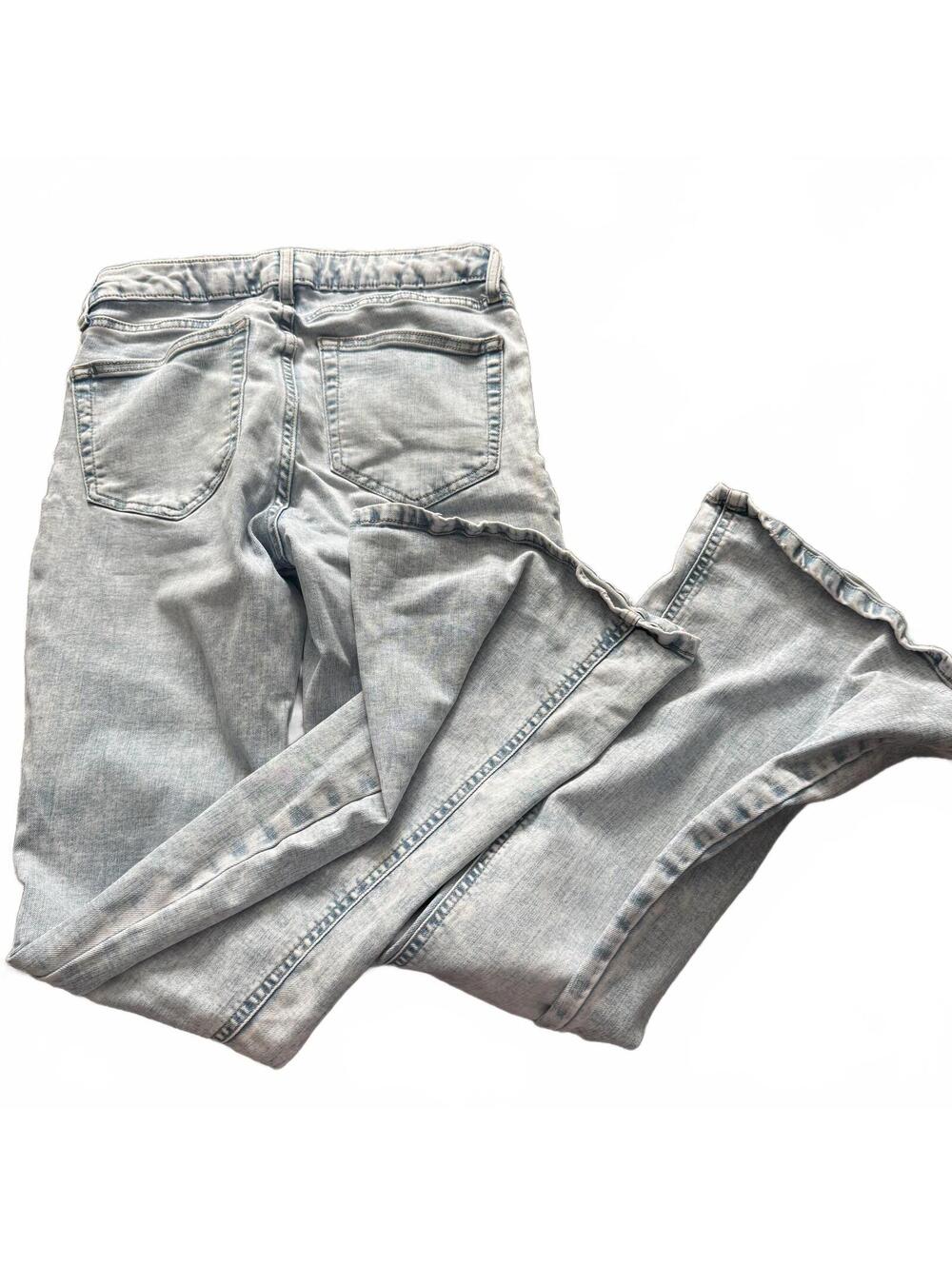 Wild Fable High Rise Flare Light Wash Jeans Women’s Size 6 Y2K - Picture 2 of 5